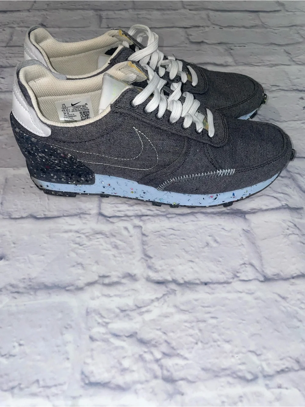 Nike Daybreak Type Recycled Canvas. Size 7.5